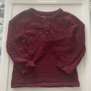 Old Navy Long Sleeve T-Shirt